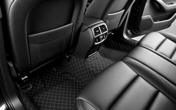 朗动前排座椅下面的口子是干嘛的