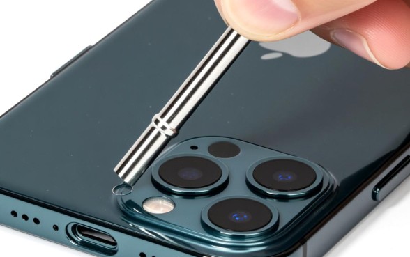 手机后盖上有个口子怎么弄下来的,手机后盖怎么拆 手机后盖上有个口子怎么弄下来的