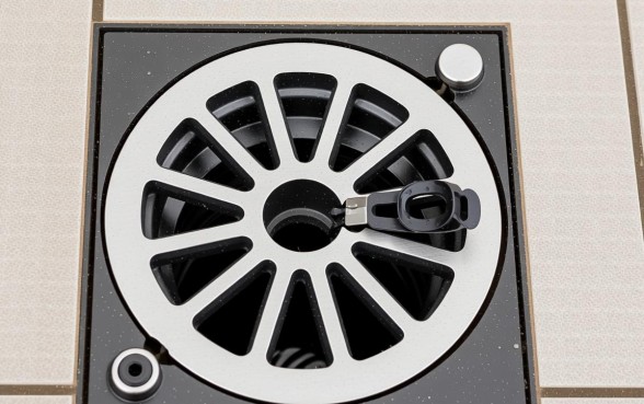 用什么可以堵住地漏的下水道口子