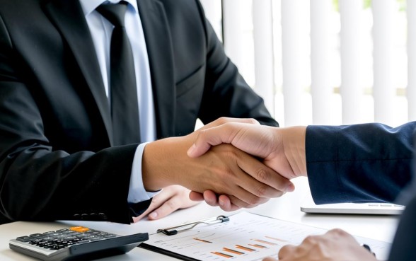 找机构和银行协商还款要多少钱