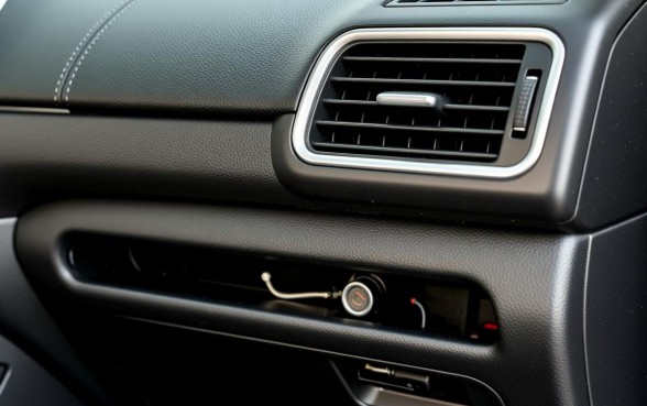 福特翼搏空调隐藏口子有什么用